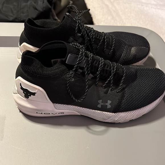 Kids Under Armour Rock HOVR sneakers Size 6Y - Picture 2 of 5